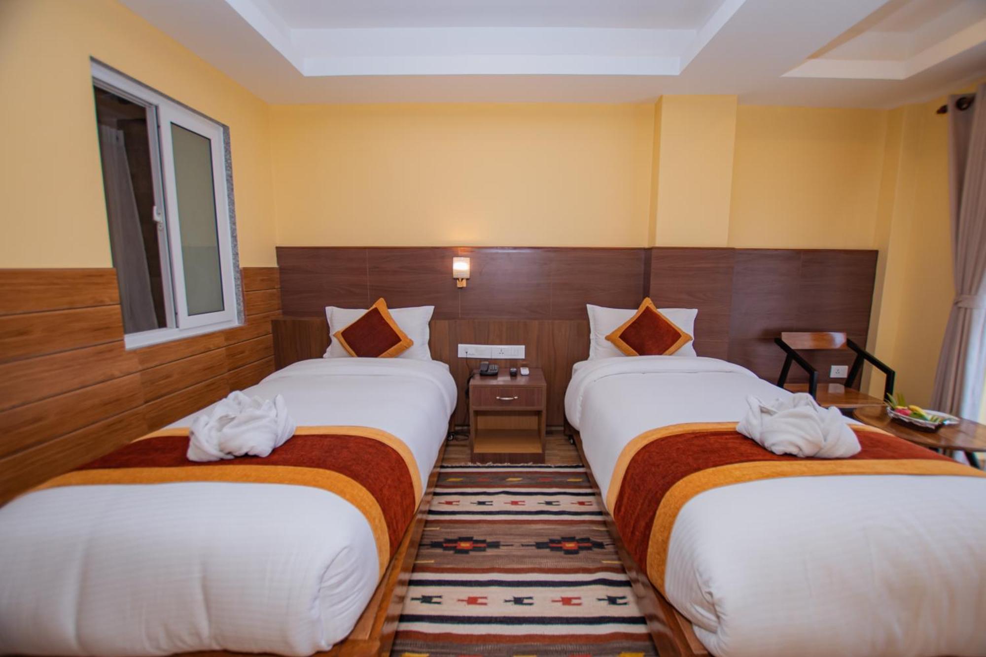 Hotel Hidden Kingdom Похара Екстериор снимка
