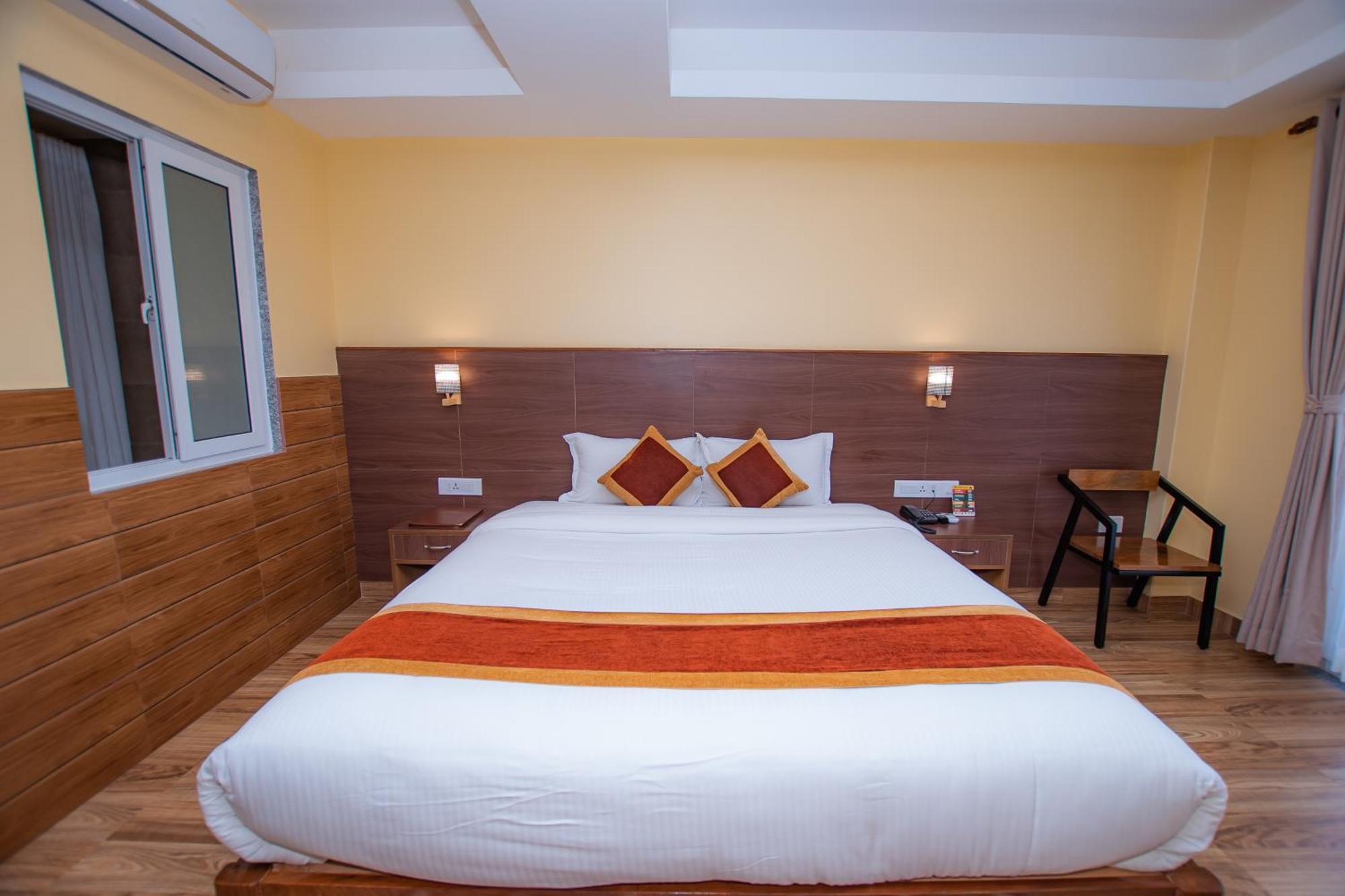 Hotel Hidden Kingdom Похара Екстериор снимка